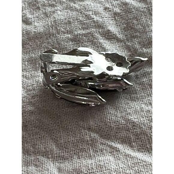 Vintage Silver Tone Black Rhinestone Clip On Earrings - Picture 9 of 13